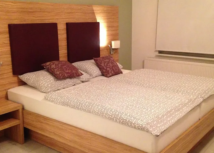 Appartementhaus Am Dom 4*